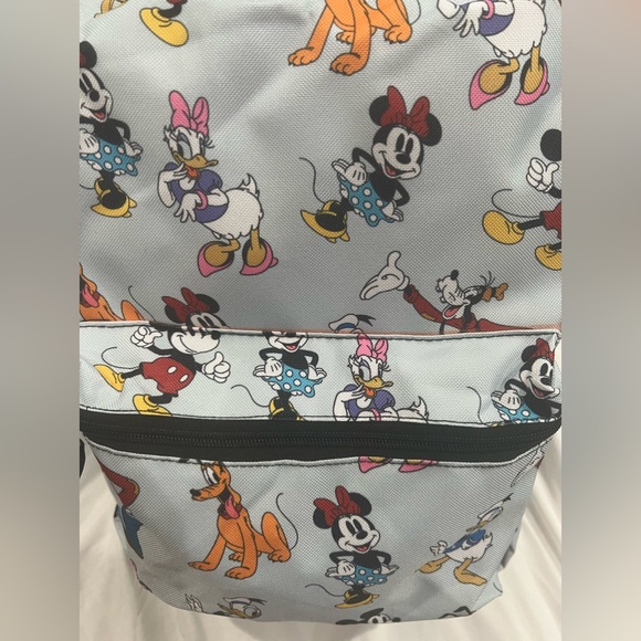 NWT-Disney’s MICKEY &FRIENDS Full-size Nylon backpack - Picture 2 of 10